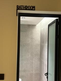 Luxury apartment with smart entrance, three bedrooms, Suz Residence - 3