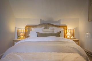 The Secret Cottage - 6