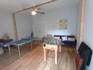 Dog Friendly Beach Style Cottage Your Sunny Coastal Getaway with Jacuzzi Tub - 2