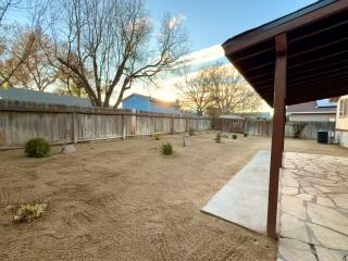 New! Modern 4BR max 12 ppl, 5 mins to everything! - 2