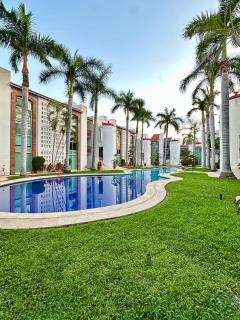 Amplio y lujoso departamento en Ixtapa - 5