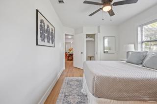 Island Escape w Private Pool & Outdoor Haven - 7