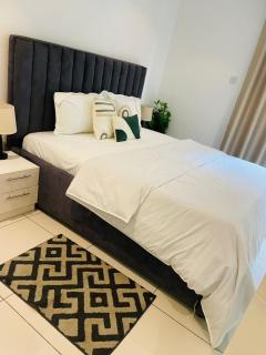 Luxury Green Home Apt - 8