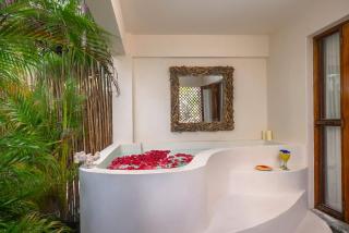 9BR Mantaray Hotel Soliman Bay Beachfront villa - 4