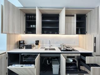 Prime Downtown Location - Amazing Amenities & Top Location - 2