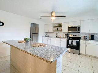 Fillmore Unit 14 - 8