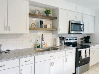 Fillmore Unit 14 - 2