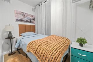 Spacious 4BR Stay in Lower Manhattan - 6