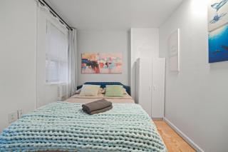 Spacious 4BR Stay in Lower Manhattan - 5