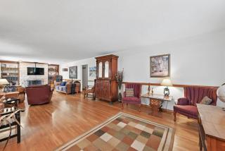 Lake Saint Louis Family Friendly Lakefront Retreat - 5