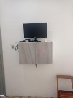 Kitnet mobiliada e com ar condicionado - 3