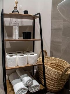 Stylish 1 Bed Flat Central Leeds - 6