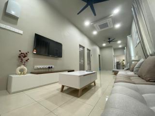 Cozy Corner House, Bandar Utama - 0