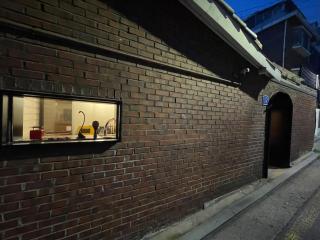 Hanok Hotel 2R4B1Bath5walk - 1