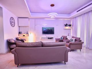 The Vistana Eko Pearl Towers Apartment - 1