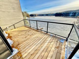 Muskoka Retreat on Bay Lake - 1