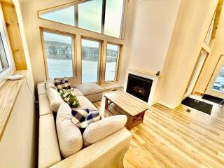 Muskoka Retreat on Bay Lake - 0