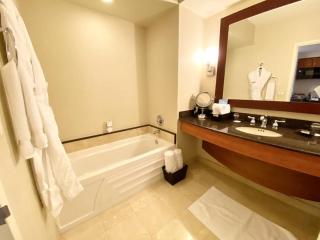 Trump International Resort by Zen Vacation Rentals - 3