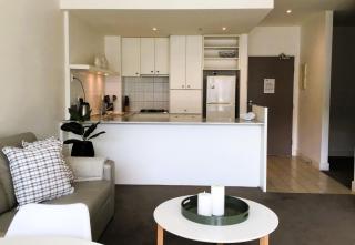 THE WATERFRONT APARTMENTS 1 Bedroom Executive Apartment with Courtyard Views located on the Geelong Waterfront - 4501 - 3