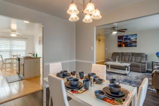 10 Mi to National Harbor Family-Friendly Home - 4