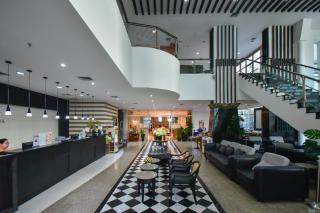 Pinnacle Lumpini Park Hotel - 3