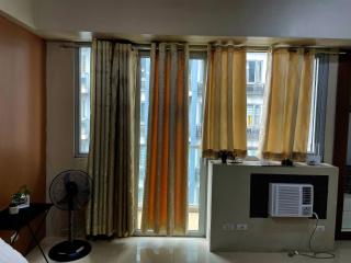 XYz's Condo Quick Walk To NAIA T3 Via Runway Manila - 1