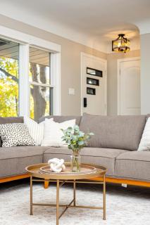 Main Street Retreat Hot Tub Sleeps 8 - 3