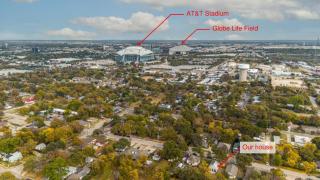 Walk to stadium! Cozy 2BR home - historic district - 4