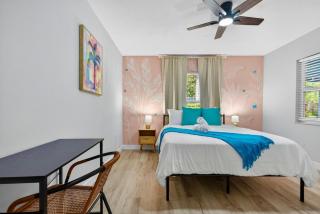 Hot Tub, Heated Pool, Games, Photo-worthy murals! - 5