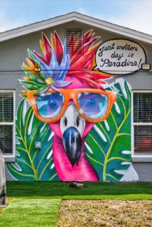 Hot Tub, Heated Pool, Games, Photo-worthy murals! - 4