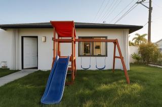 Lume House - 10 Min to Beach - BBQ - 6