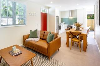 Sydenham 2BR New Build, Parking, Games Room - 0