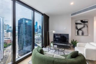 Riverside Skyline Escape in Southbank - 8