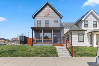 Renovated home minutes from downtown Indianapolis - 9