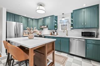 Renovated Cabin on 1 Acre in White Mountains - 8