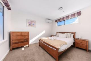 Welcome home Burwood - 3