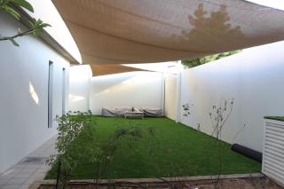 Cubix Art Villa 3BR - Large Backyard for events - 8