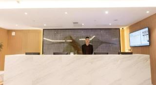 Green Tree Inn Nanchang Zhongshan Road Bayiguan - 2