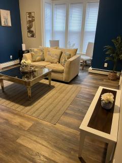 The Primo-Suite at Lower Atwells Ave 2BR 1 BA Washer & Dryer Parking - 4