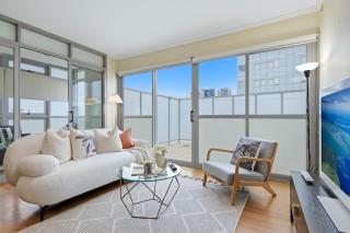 Central Burwood 2BR Apt Steps to Train Station - 6