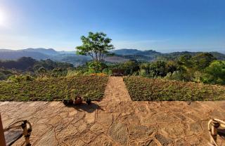 Hondo Hondo mountain view - 0