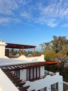 Tiwi Beachfront Family Villa - 2