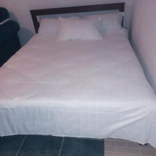 Marcello Gardens- Mulutu Market - 4