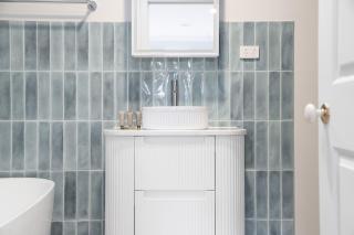 Elegant 3-Bed Townhouse in Leafy Kensington - 1