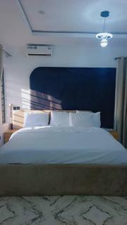 Precious Service Apartment Home - 0