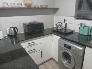 Quirky Tiny House - 5