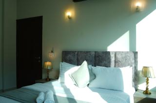 Walk-Inn Rooms F-11 Islamabad - 8