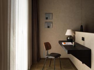 ANALO Resort Hotel - 8