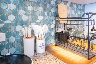 17th Floor Destiny Hotel - 4 - 2