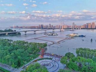 Lavande Hotel Wuhan Huanghelou Branch - 2